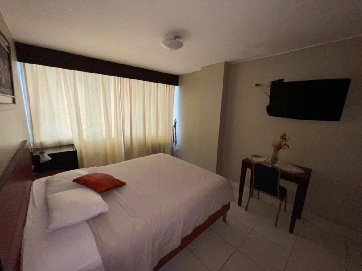 Tropical Inn Hotel Guayaquil Exteriör bild