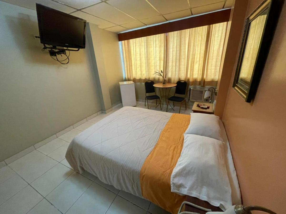 Tropical Inn Hotel Guayaquil Exteriör bild