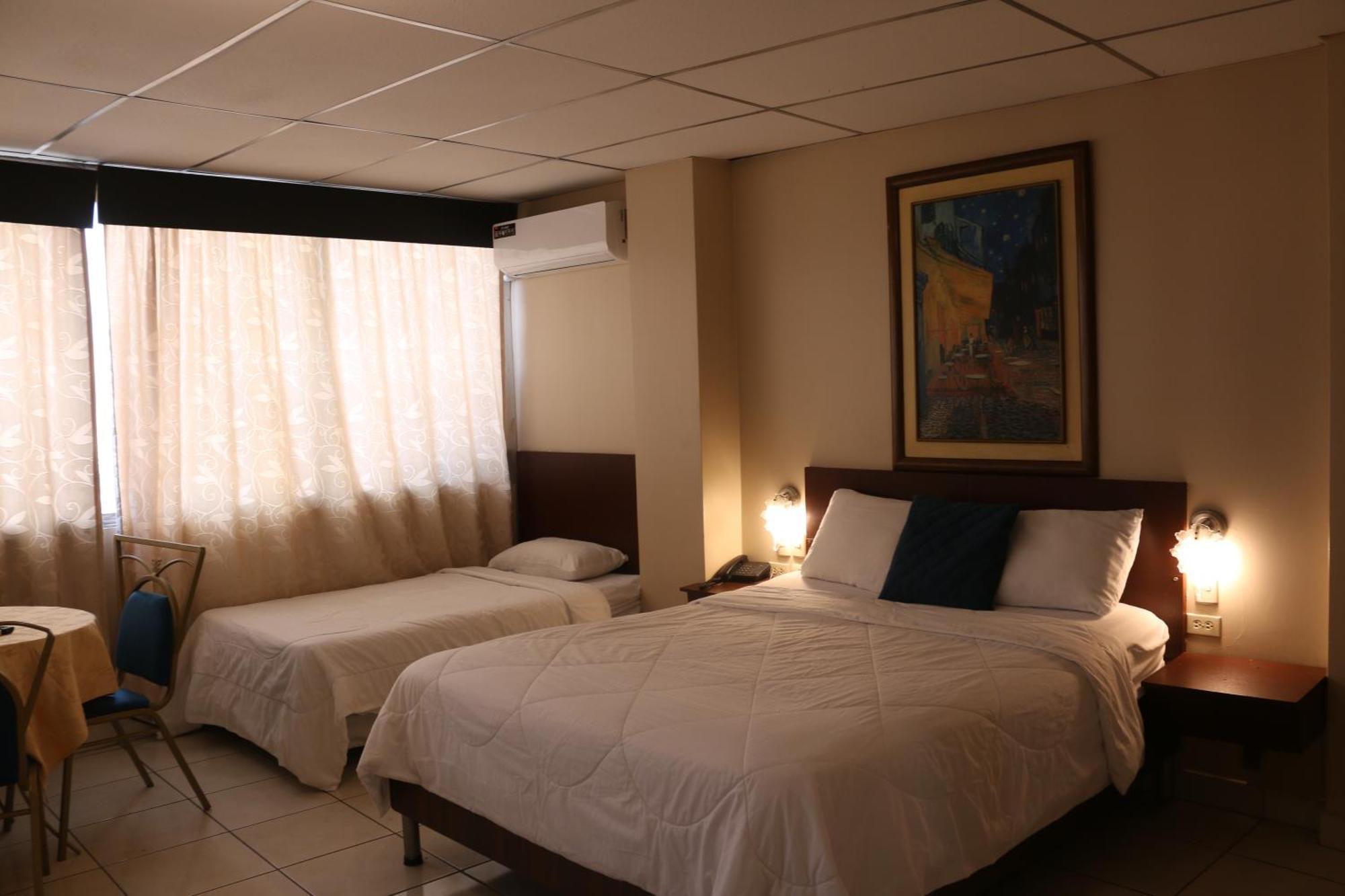 Tropical Inn Hotel Guayaquil Exteriör bild