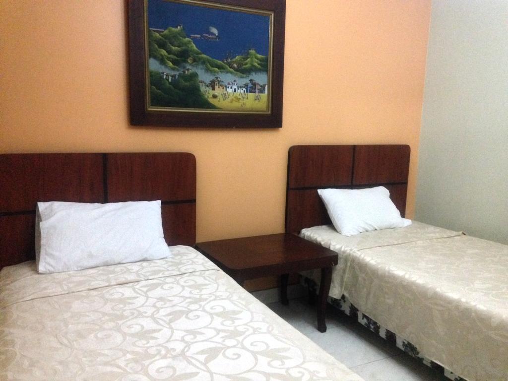 Tropical Inn Hotel Guayaquil Exteriör bild